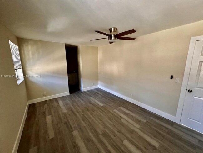 Building Photo - 3 bedroom in Miramar FL 33025