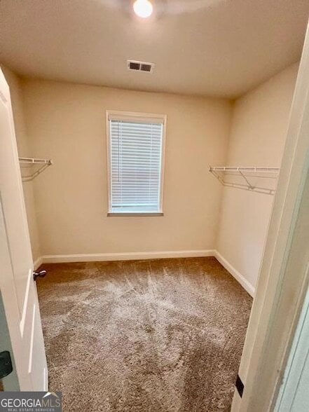 Building Photo - 600 Rosehill Ln SW