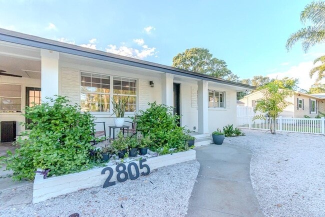Primary Photo - 2805 Tifton St S