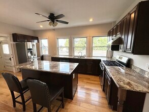 Building Photo - 3 Mt Vernon St