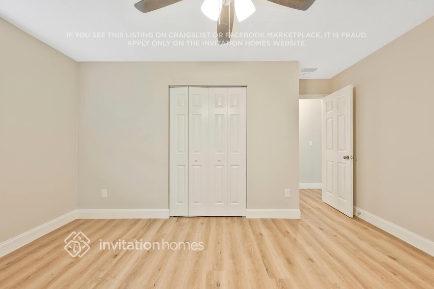 Building Photo - 936 Park Manor Dr