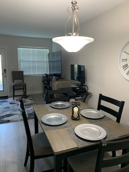 Dinning Room - 1 Vista Palm Ln