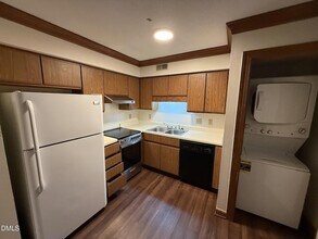 Building Photo - 3517 Ivy Commons Dr