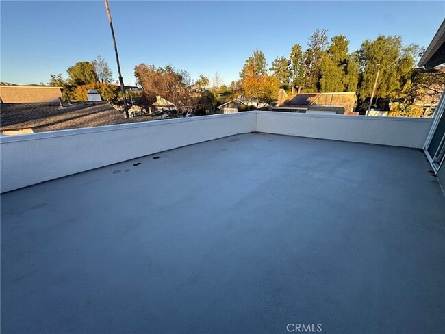 Building Photo - 1155 Currier Ave