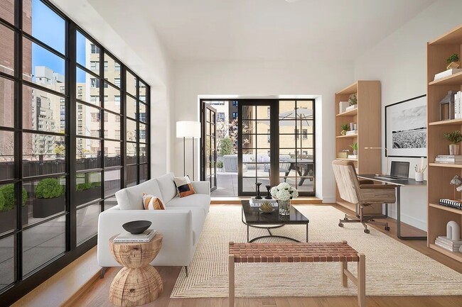 Building Photo - 245 E 78th St