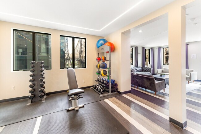 Building Photo - 1113 York Ave