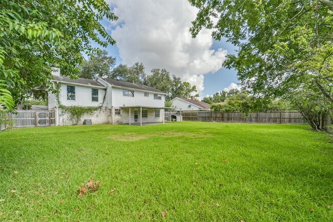 Building Photo - 12526 Chessington Dr