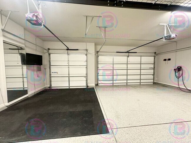 Building Photo - 5 Bedroom 3 Car Garage Home with Spa-Like Primary Suite & Resort-Style Backyard with Office, Loft...