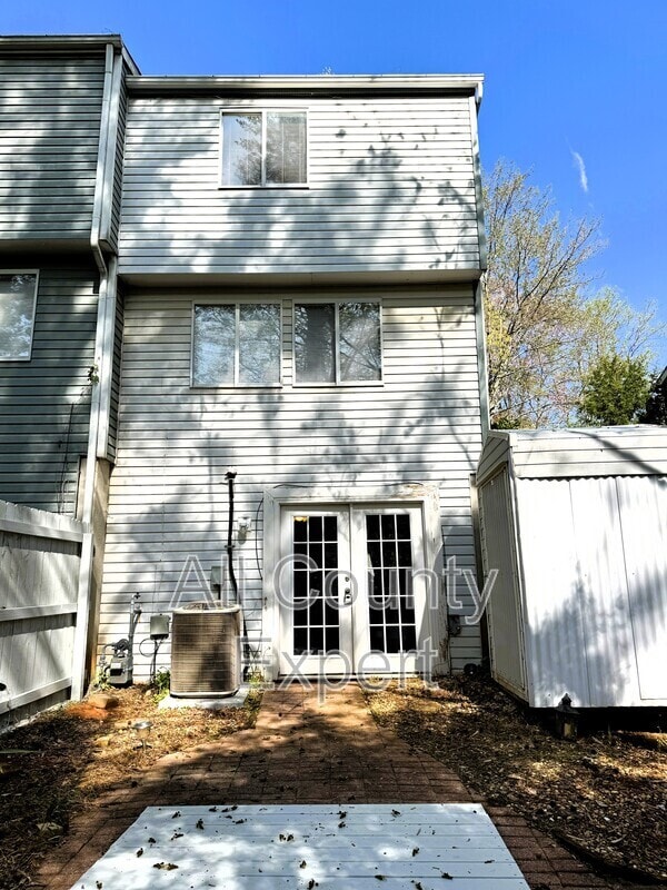 Building Photo - 862 Regal Path Ln