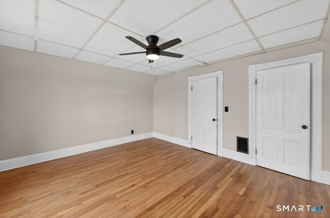 Building Photo - 164 W Main St