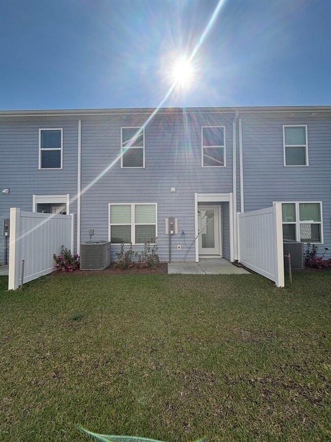 Building Photo - 160 Harvest Gold Dr