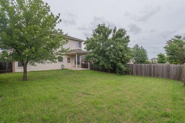 Building Photo - 516 Sweet Leaf Ln