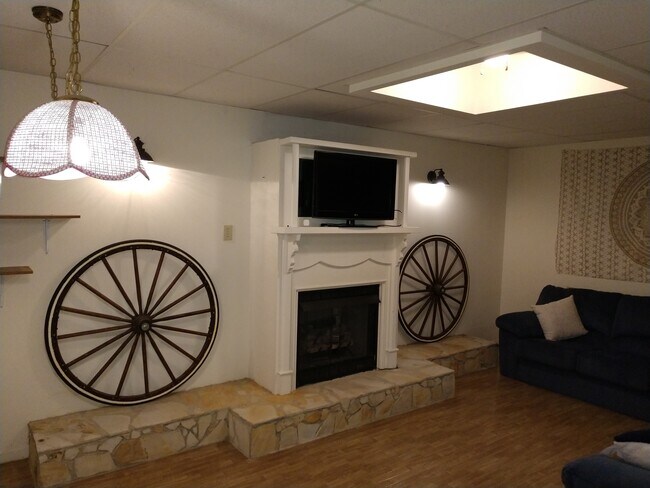 Building Photo - 1101 Odes Wilson Rd