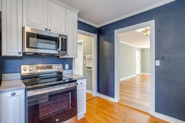 Building Photo - 4412 Calmont Ave