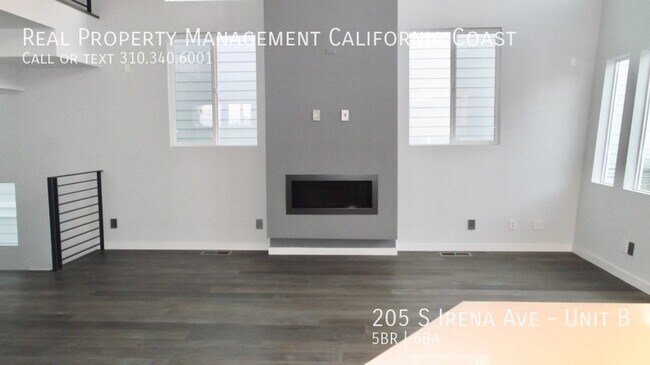 Building Photo - 205 S Irena Ave