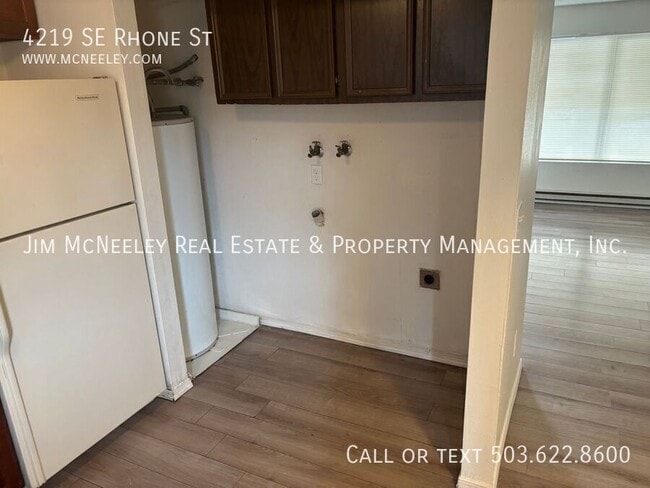 Building Photo - 4219 SE Rhone St