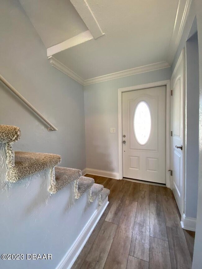 Building Photo - 65 Seton Trail