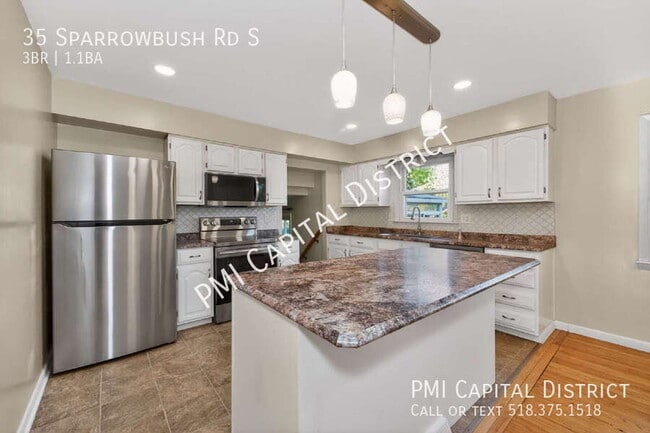 Building Photo - 35 Sparrowbush Rd S