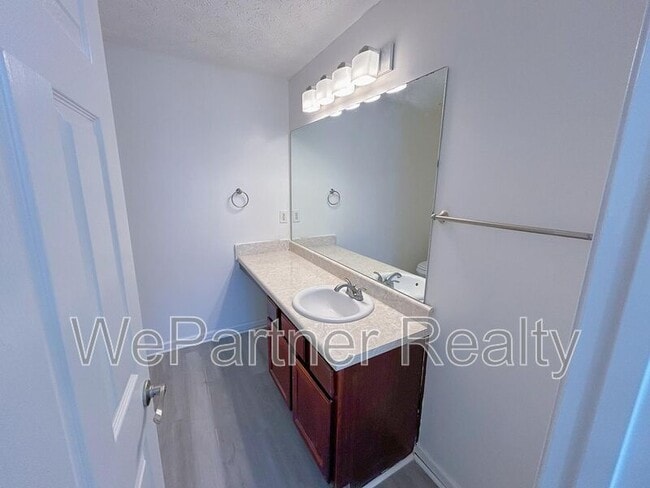 Building Photo - 4222 High Park Ln