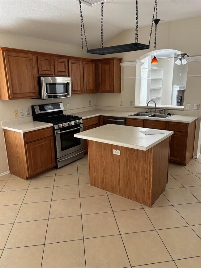 Building Photo - 1403 Haley Gray Dr