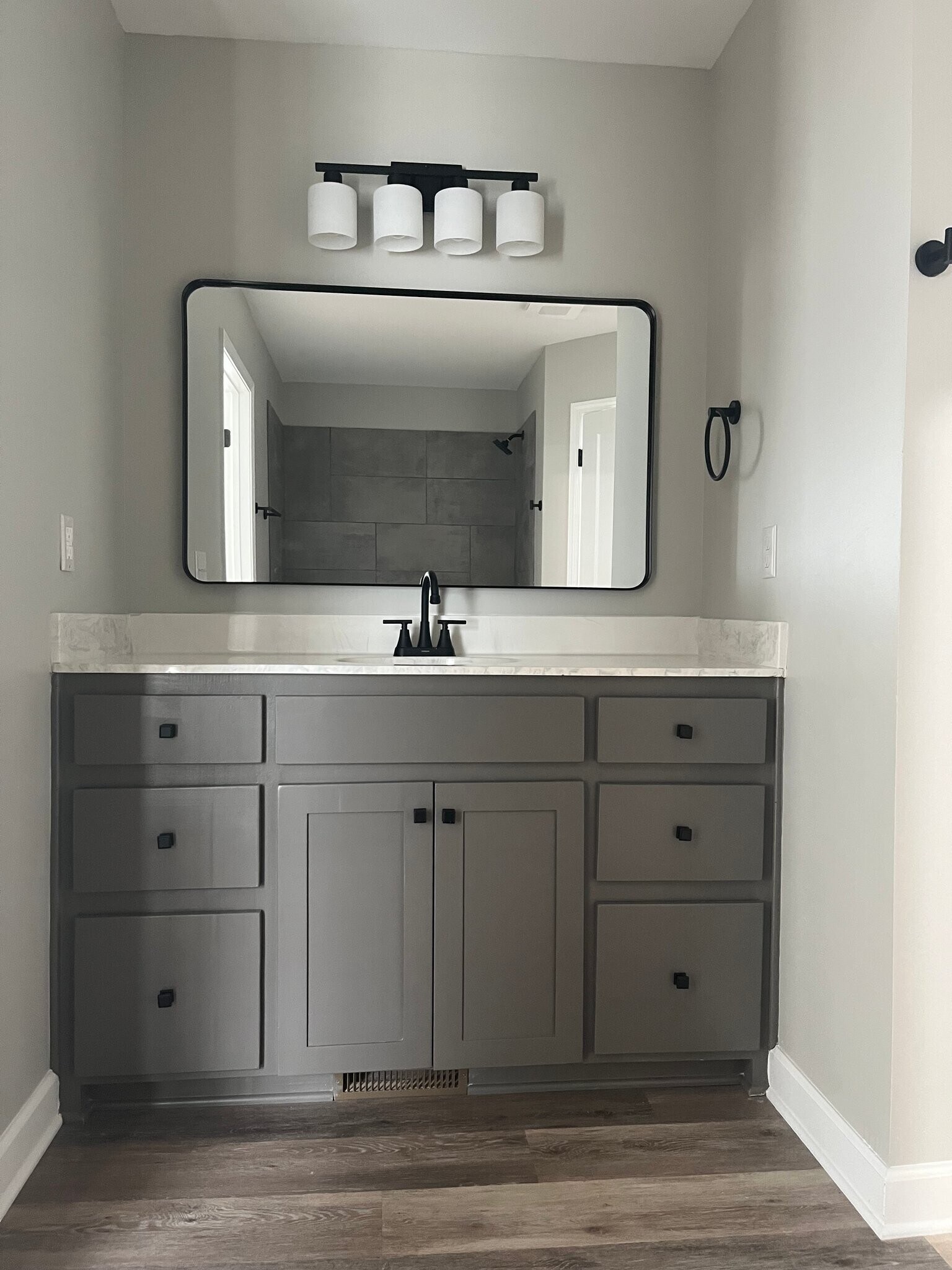 Building Photo - 120 Sunset Ave