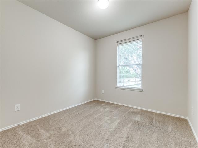 Building Photo - 5948 Lost Valley Dr