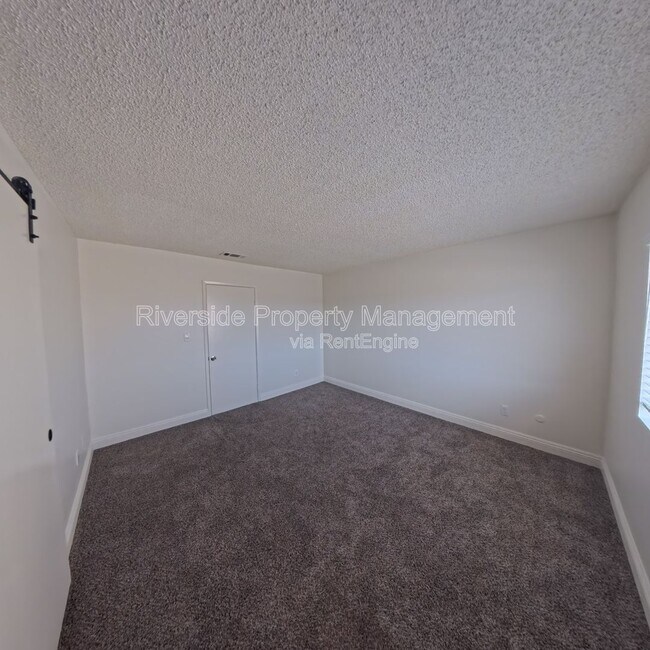 Building Photo - 2255 Cahuilla St