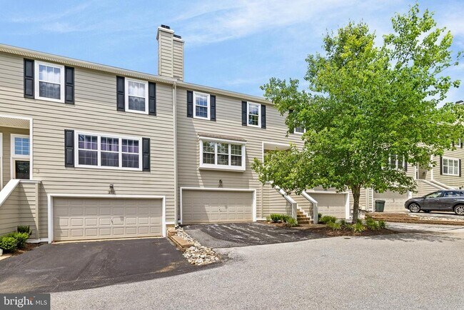 Building Photo - 203 Princeton Cir