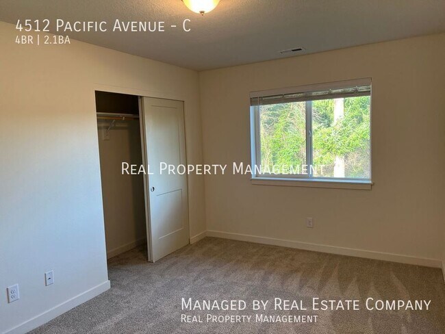 Building Photo - 4512 Pacific Ave