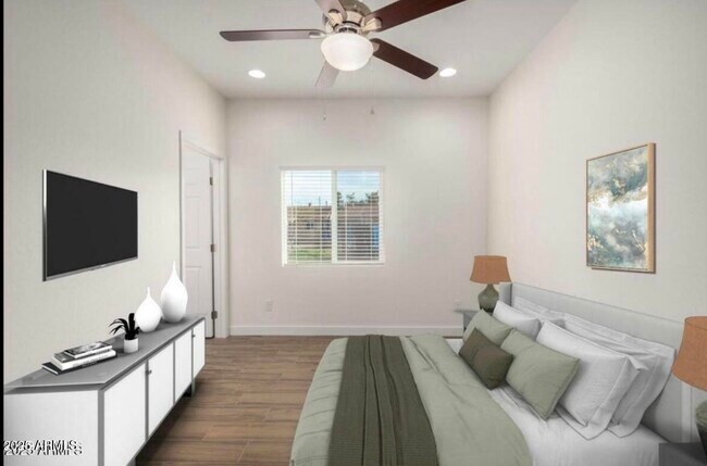 Building Photo - 5901 W Granada Rd