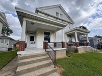 Building Photo - 202/204 Eaton Avenue