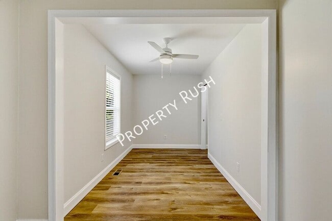 Building Photo - 6107 Vance Cir