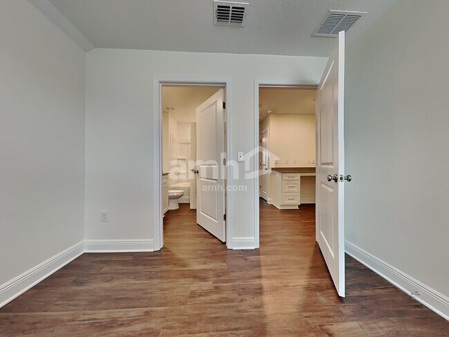 Building Photo - 6355 Emerald Hls Wy