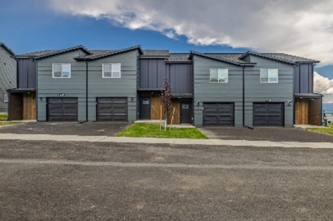 Building Photo - 3384 Crosswind Ct