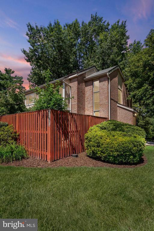Building Photo - 10650 Green Mountain Cir