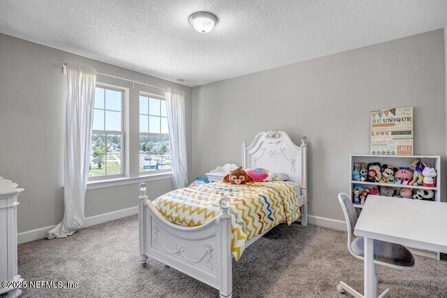 Building Photo - 23 Catesby Ln