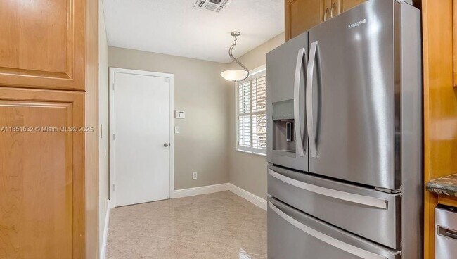 Building Photo - 2957 Quail Run Ln