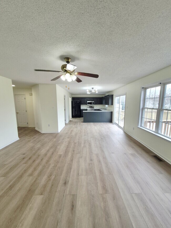 Building Photo - 7221 Oakmere Ct