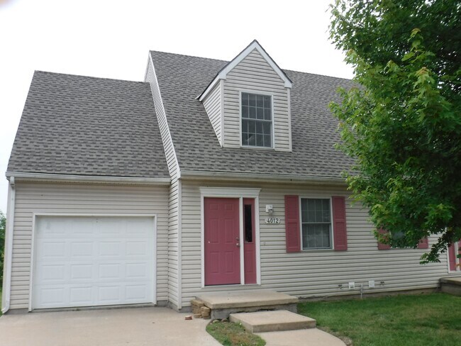 Primary Photo - 4012 Beacon Hill Ct