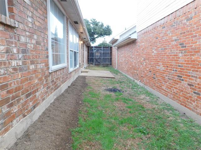 Building Photo - 18939 Westwood Pl