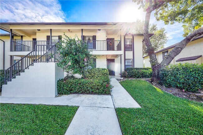 Primary Photo - 500 Misty Pines Cir