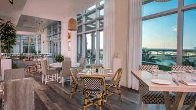 Building Photo - 10295 Collins Ave