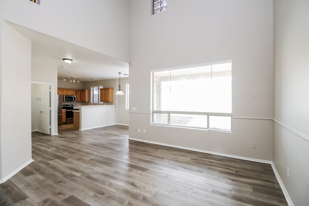 Building Photo - 1247 S Amador