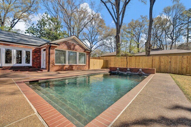 Building Photo - 4679 Walnut Grove Rd