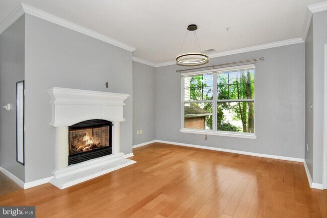 Building Photo - 12108 Garden Grove Cir