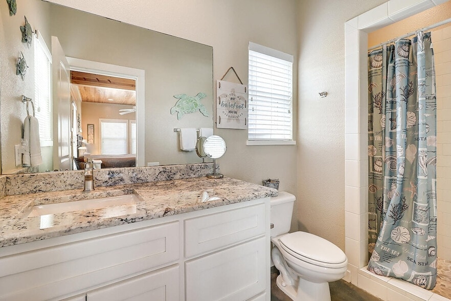 Building Photo - 2606 Eleventh Street-SI ID1023248P