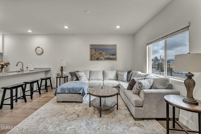 Building Photo - 1634 Icelandic Wy