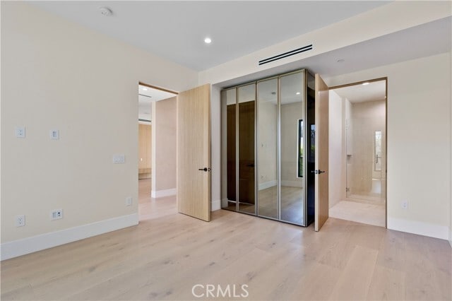 Building Photo - 5935 Yarmouth Ave