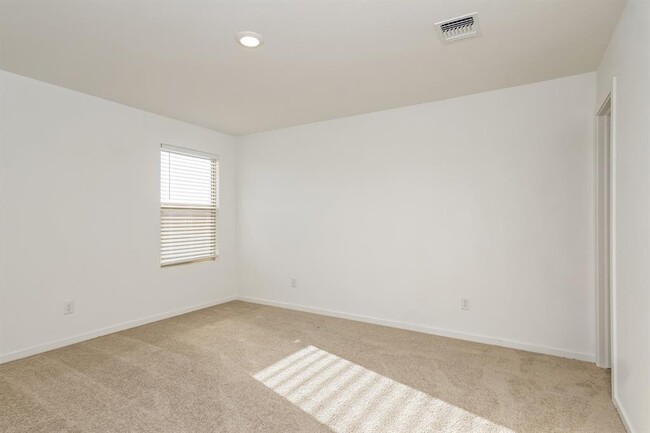 Building Photo - 9612 NW 125th St