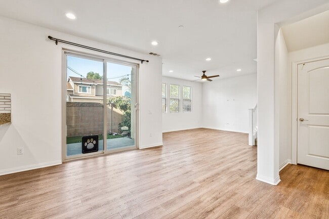 Building Photo - Beautiful newly built 4 bedroom, 3 bath home in the quiet, gated community of Westgate!